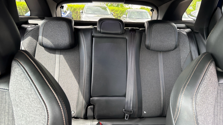Peugeot 3008 1.6 Hybrid 225 GT Line 5dr e-EAT8 Estate